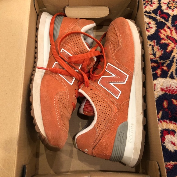 new balance 574 orange suede